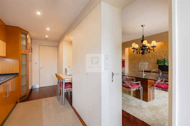 Apartamento T2 para Arrendamento em Paranhos Foto 13