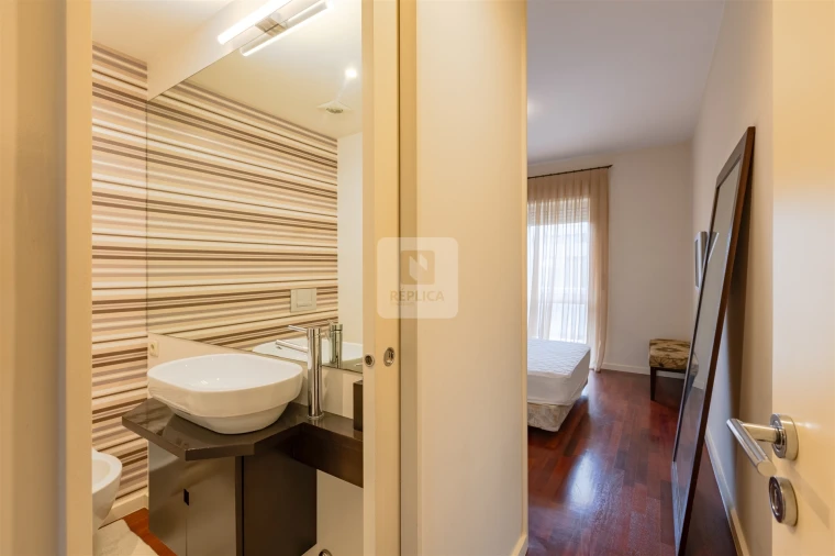 Apartamento T2 para Arrendamento em Paranhos Foto 21