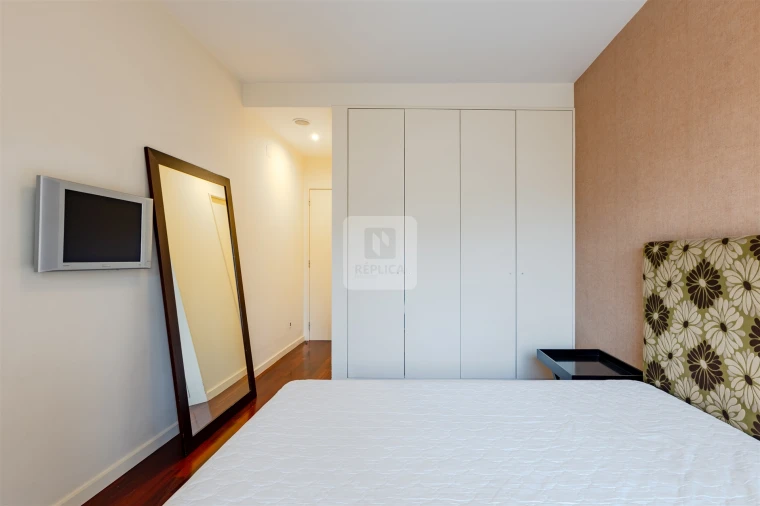 Apartamento T2 para Arrendamento em Paranhos Foto 27