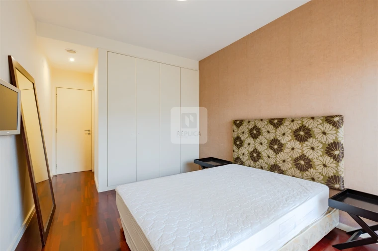 Apartamento T2 para Arrendamento em Paranhos Foto 26