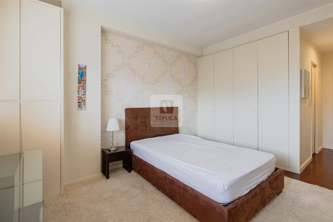 Apartamento T2 para Arrendamento em Paranhos Foto 34