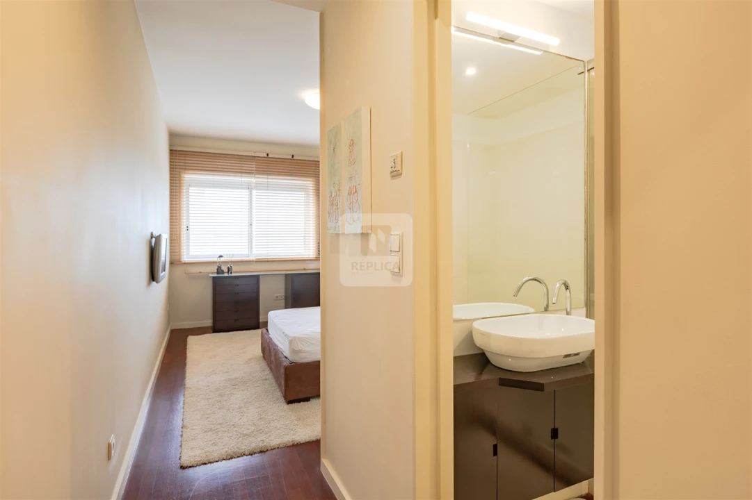 Apartamento T2 para Arrendamento em Paranhos Foto 31