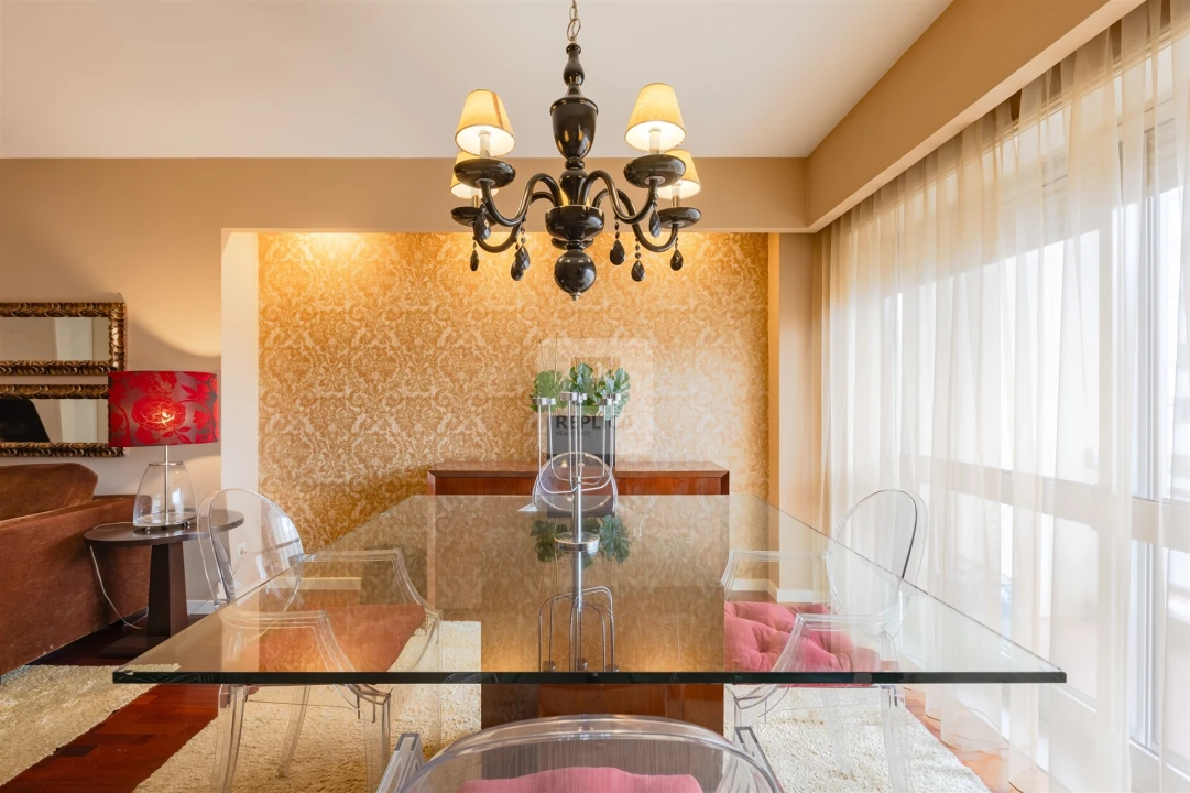 Apartamento T2 para Arrendamento em Paranhos Foto 4