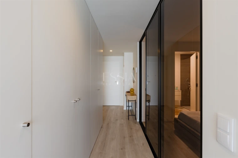 Apartamento T1 para Arrendamento em São Mamede de Infesta e Senhora da Hora Foto 7