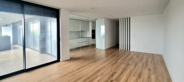 Apartamento T2 para Venda em Santo Antonio dos Olivais