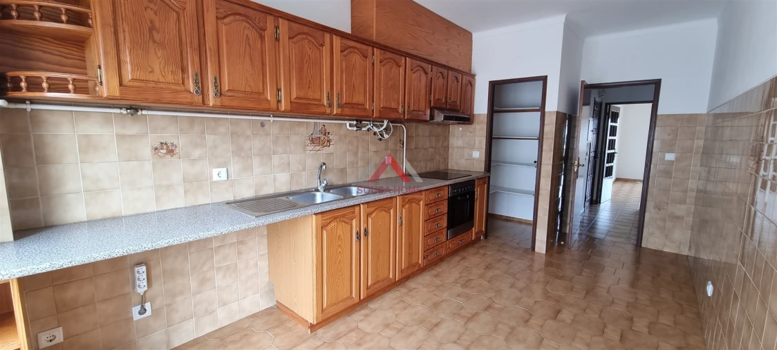 Apartamento T3 para Arrendamento em Leiria, Pousos, Barreira e Cortes Foto 7