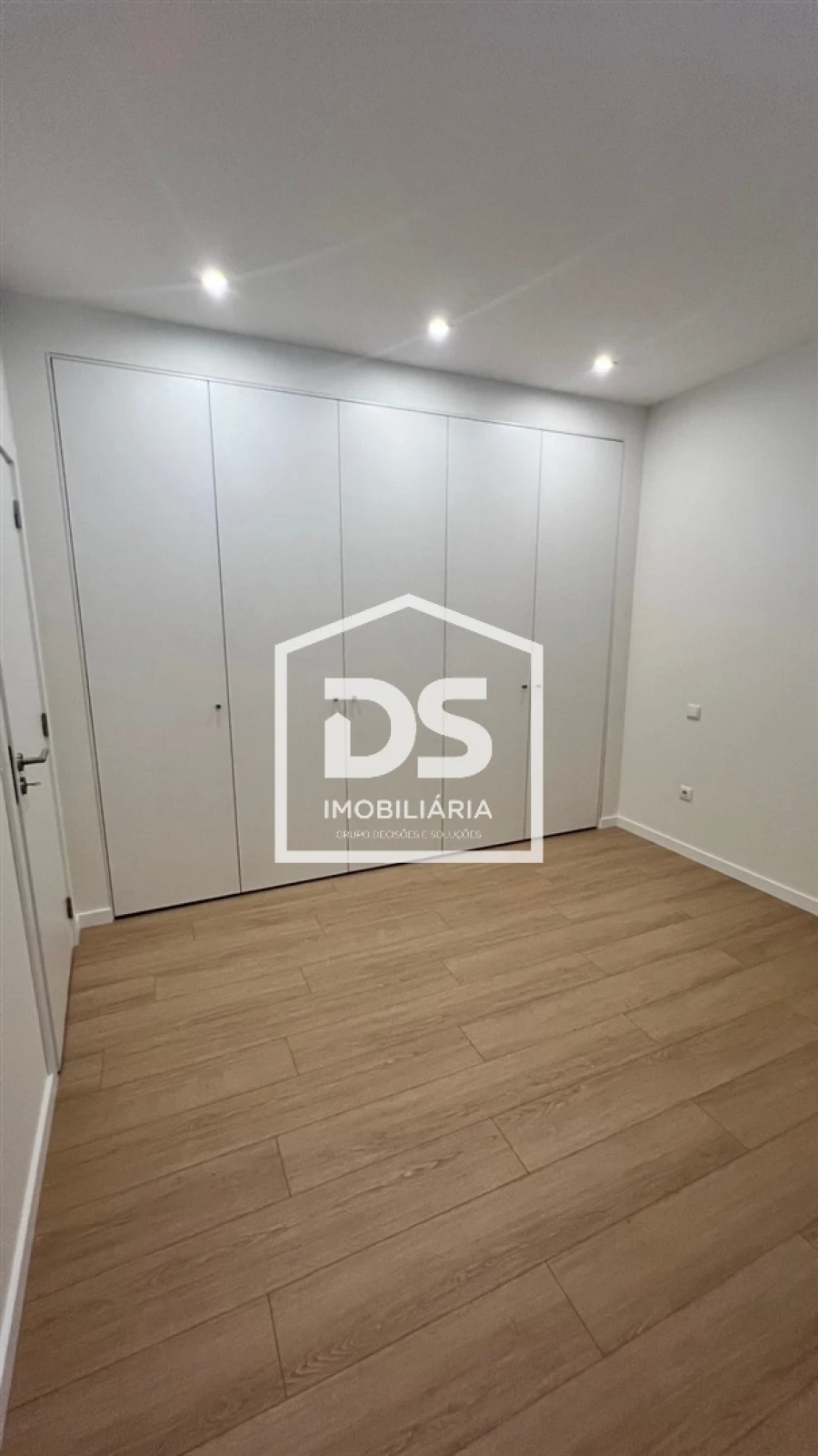Apartamento T1 para Venda em Leiria, Pousos, Barreira e Cortes Foto 4