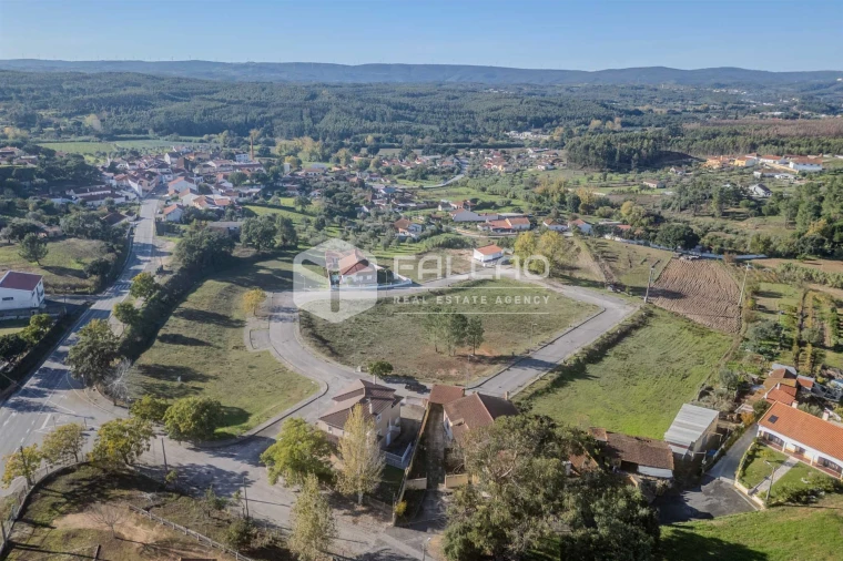 Terreno para Venda em Alcanede Foto 5