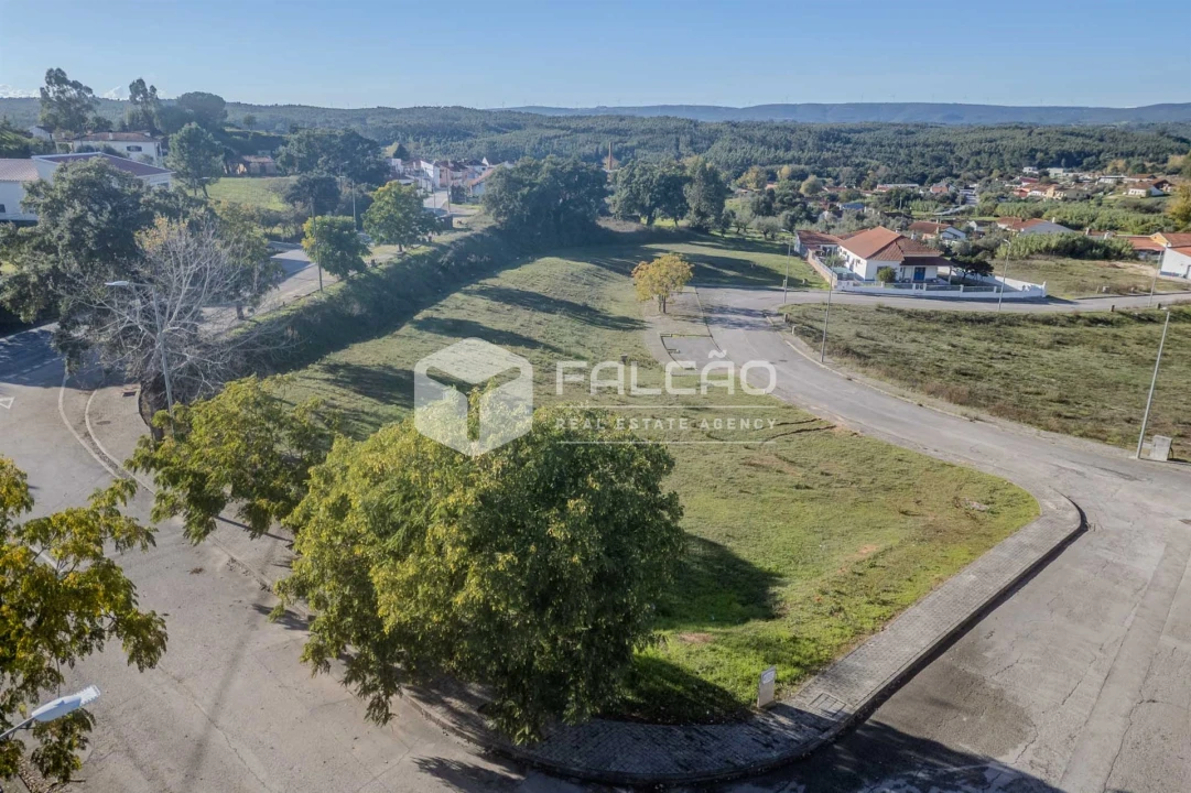 Terreno para Venda em Alcanede Foto 18