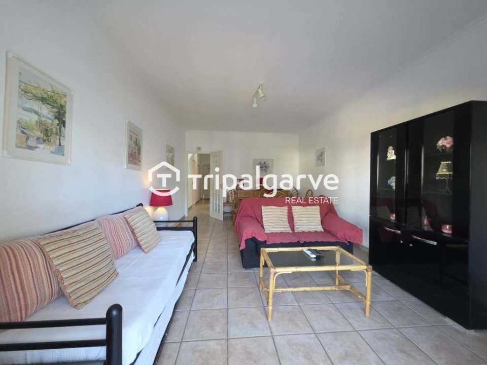 Apartamento T2 para Venda em Quarteira Foto 8