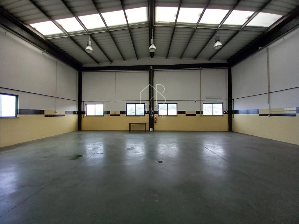 Armazém para Venda em Adaufe Foto 4