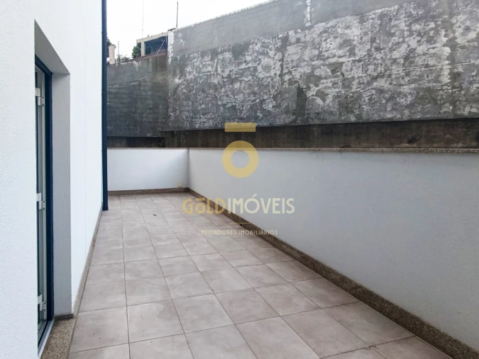 Moradia T3 para Venda em Recezinhos (São Mamede) Foto 46