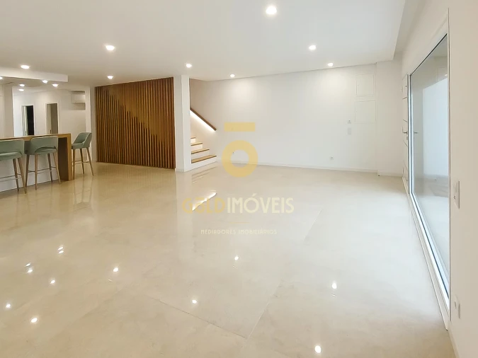 Moradia T3 para Venda em Recezinhos (São Mamede) Foto 10