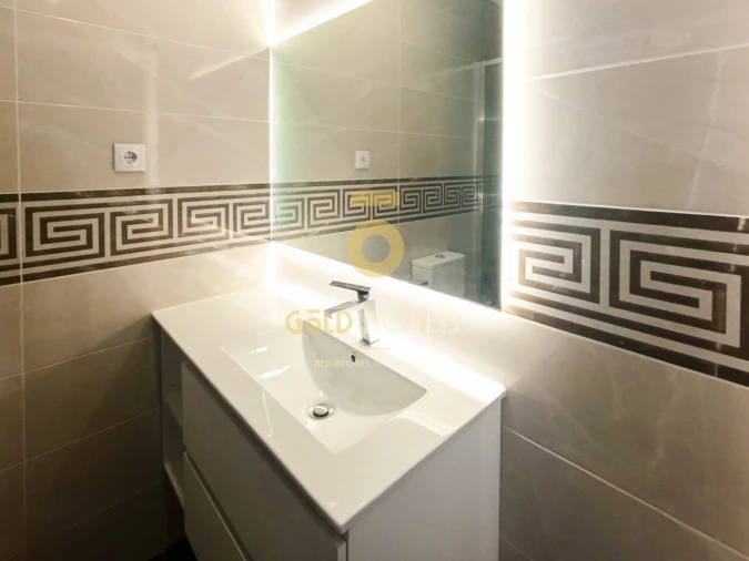 Moradia T3 para Venda em Recezinhos (São Mamede) Foto 24