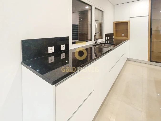 Moradia T3 para Venda em Recezinhos (São Mamede) Foto 4