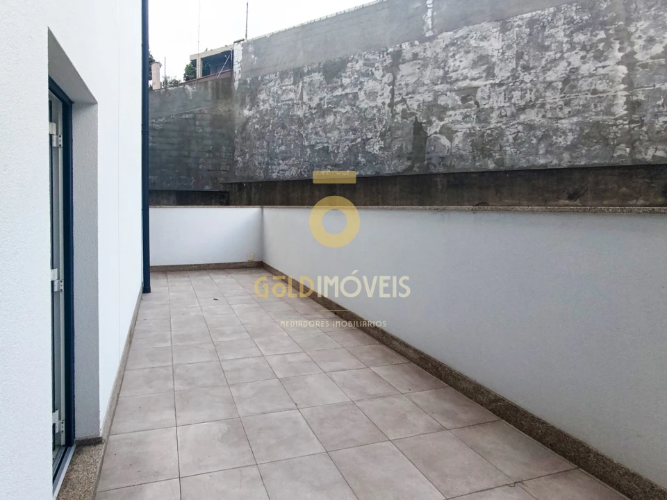 Moradia T3 para Venda em Recezinhos (São Mamede) Foto 46