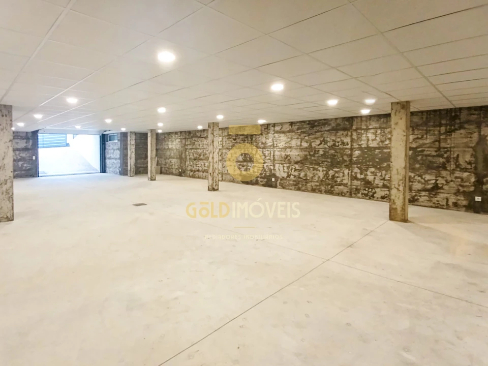 Moradia T3 para Venda em Recezinhos (São Mamede) Foto 37