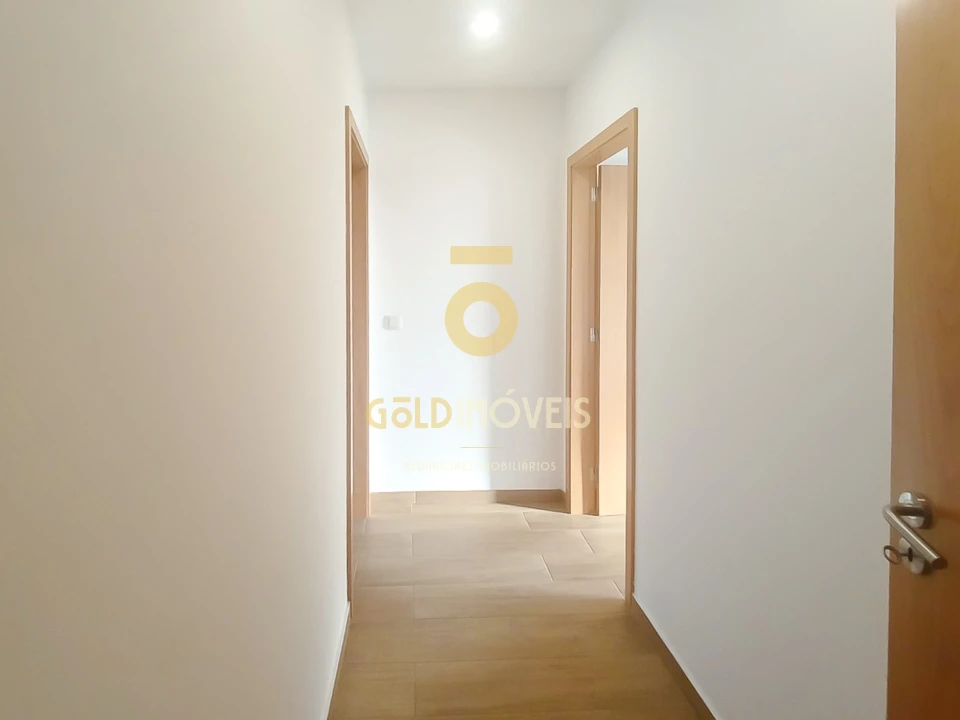 Apartamento T3 para Venda em Penafiel Foto 8