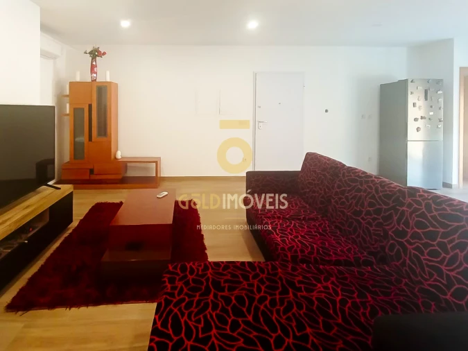 Apartamento T3 para Venda em Penafiel Foto 2