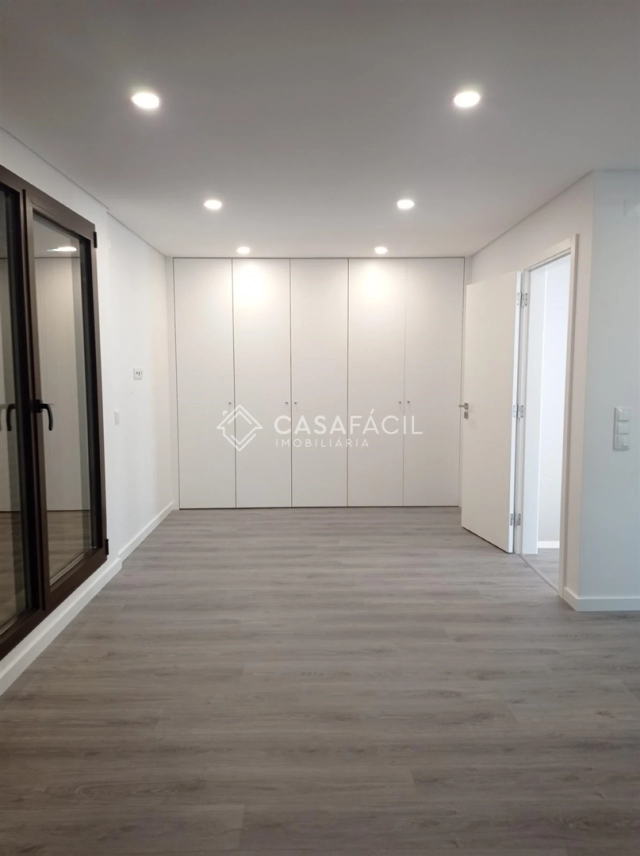Apartamento T4 para Venda em Montijo e Afonsoeiro Foto 15