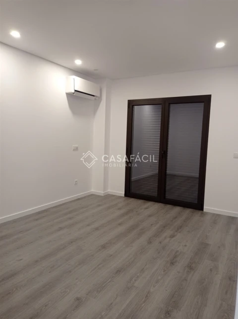 Apartamento T4 para Venda em Montijo e Afonsoeiro