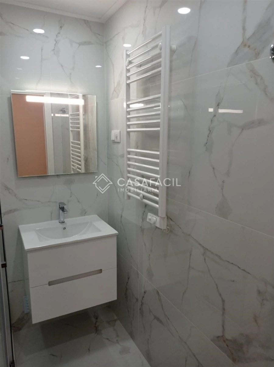 Apartamento T4 para Venda em Montijo e Afonsoeiro Foto 8