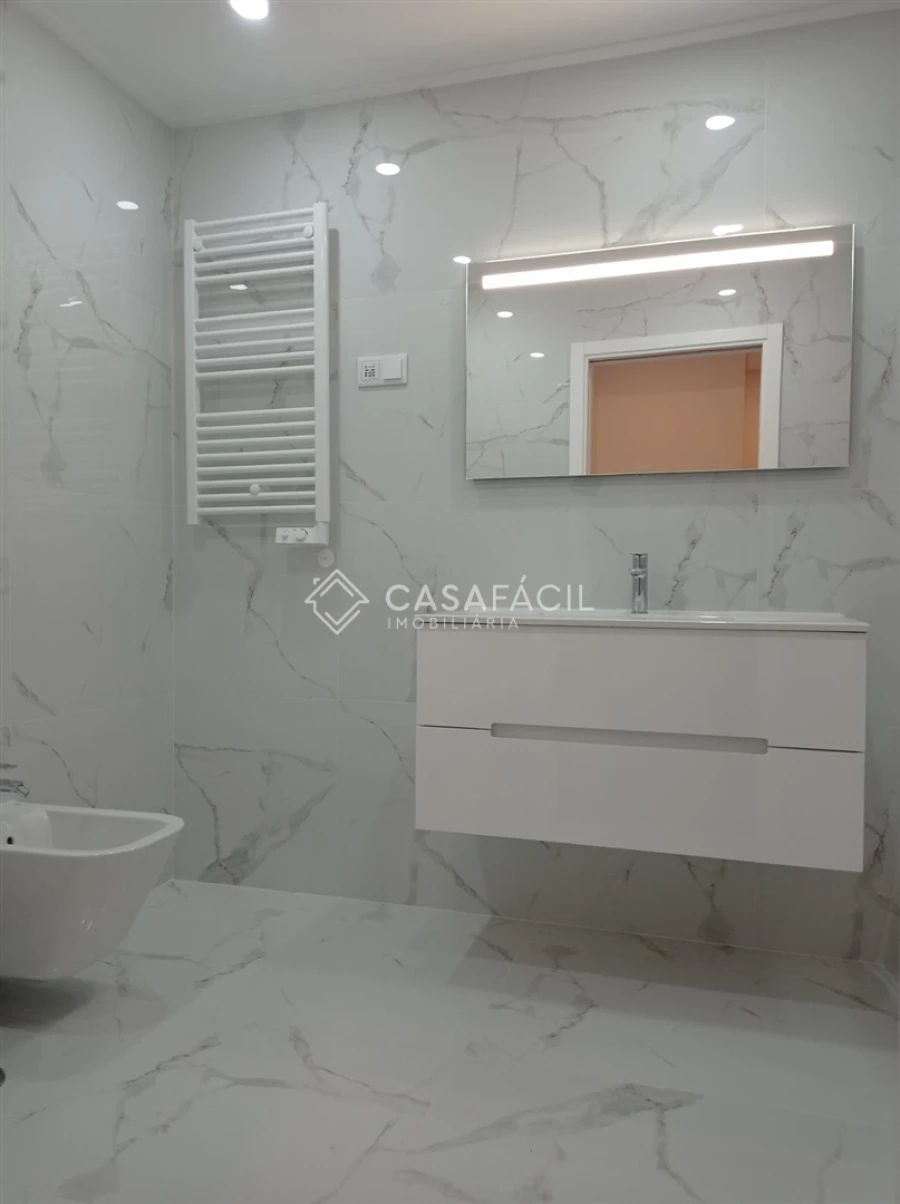 Apartamento T4 para Venda em Montijo e Afonsoeiro Foto 5