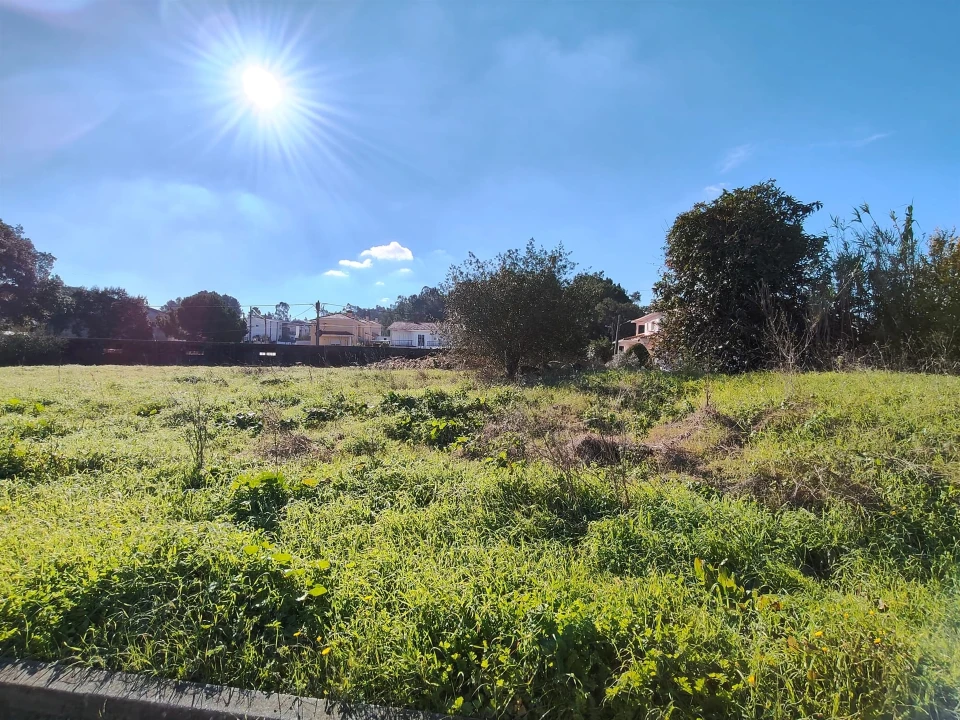 Terreno para Venda em Marrazes e Barosa Foto 1