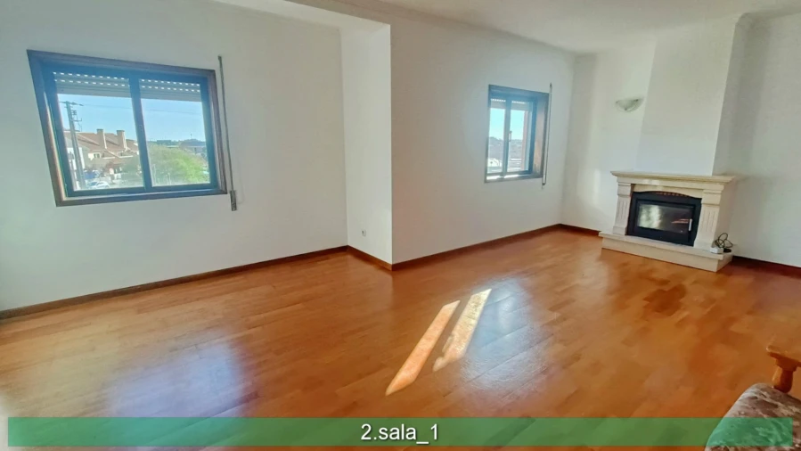 Apartamento T4 para Venda em Santa Joana Foto 1