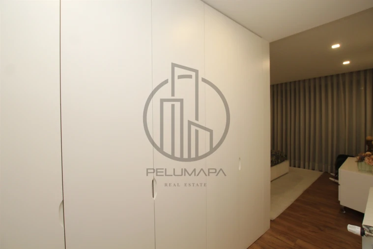 Moradia T4 para Venda em Louro Foto 32