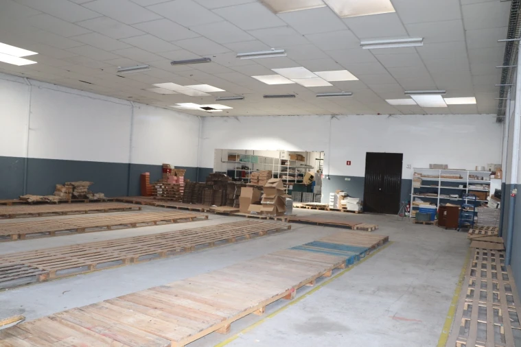 Negócio para Venda em Lustosa e Barrosas (Santo Estêvão) Foto 1