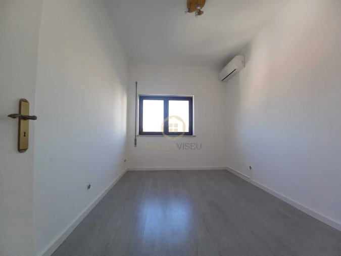 Apartamento T3 para Arrendamento em Viseu Foto 24