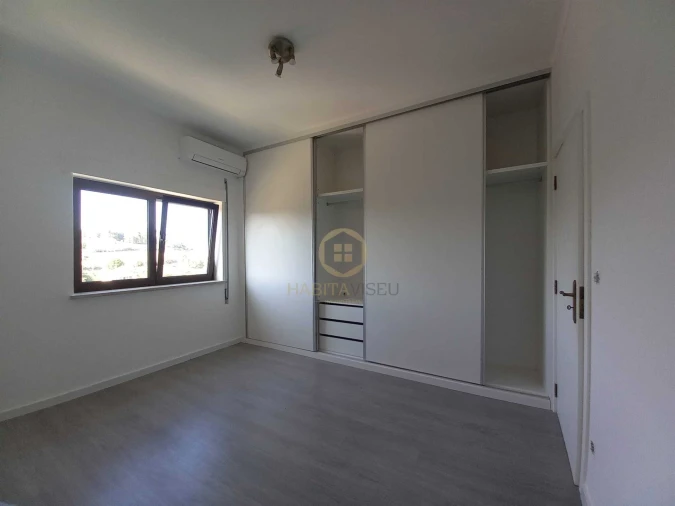 Apartamento T3 para Arrendamento em Viseu Foto 15
