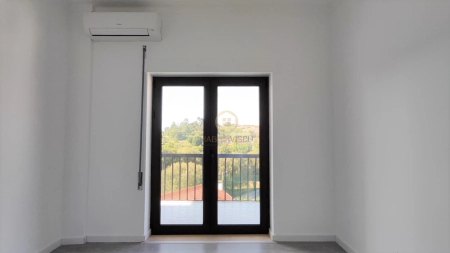 Apartamento T3 para Arrendamento em Viseu Foto 18