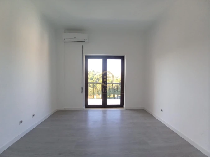 Apartamento T3 para Arrendamento em Viseu Foto 19