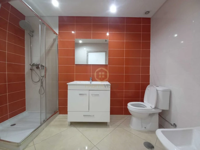 Apartamento T3 para Arrendamento em Viseu Foto 12