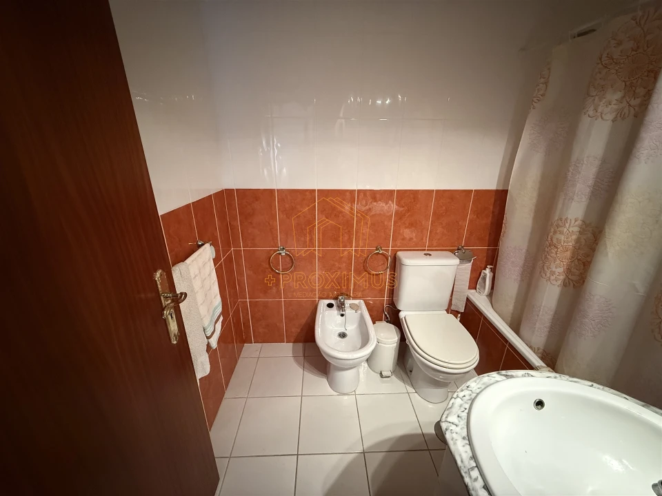 Apartamento T1 para Venda em Buarcos Foto 15