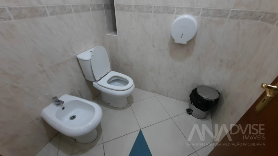 Loja para Venda em Abraveses Foto 14