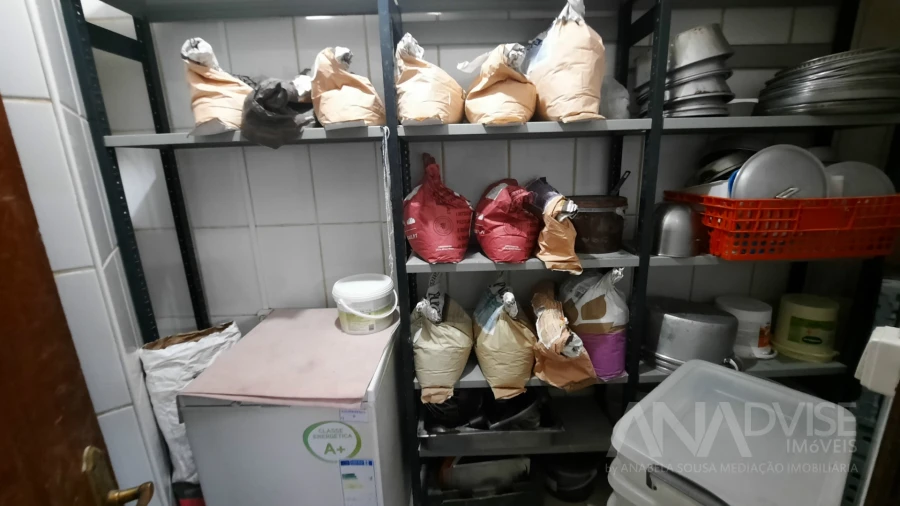 Loja para Venda em Abraveses Foto 22