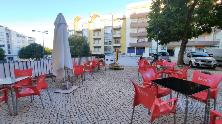 Loja para Venda em Abraveses Foto 3