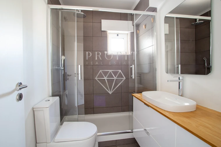 Apartamento T3 para Venda em Carnaxide e Queijas Foto 20