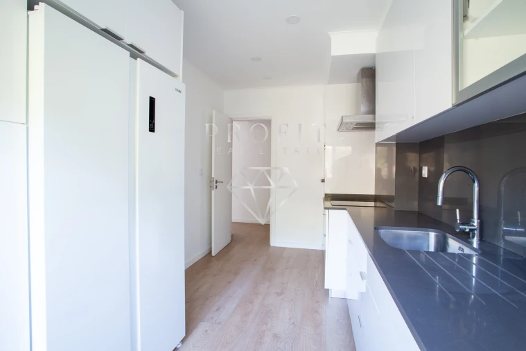 Apartamento T3 para Venda em Carnaxide e Queijas Foto 6