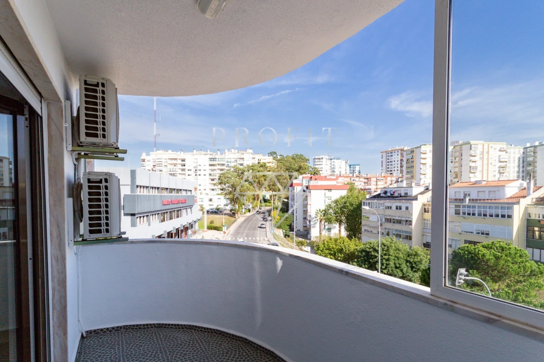 Apartamento T3 para Venda em Carnaxide e Queijas Foto 12