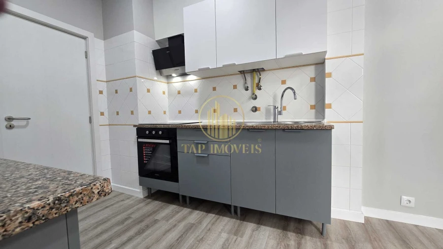 Apartamento T2 para Venda em Setubal (São Sebastião) Foto 2