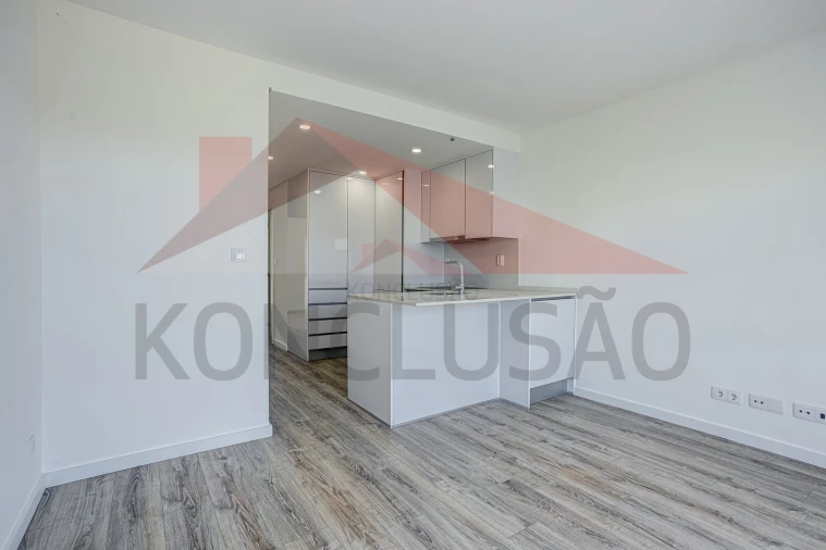 Apartamento T1 para Venda em Beato Foto 2