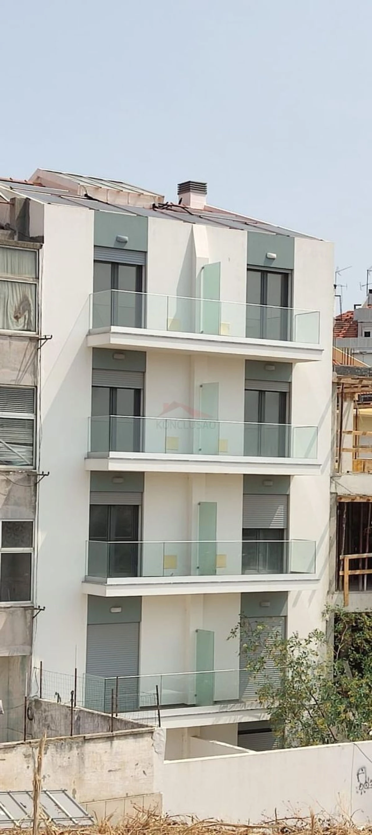 Apartamento T1 para Venda em Beato Foto 16