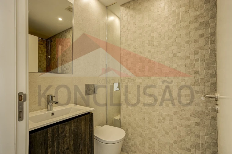 Apartamento T1 para Venda em Beato Foto 7