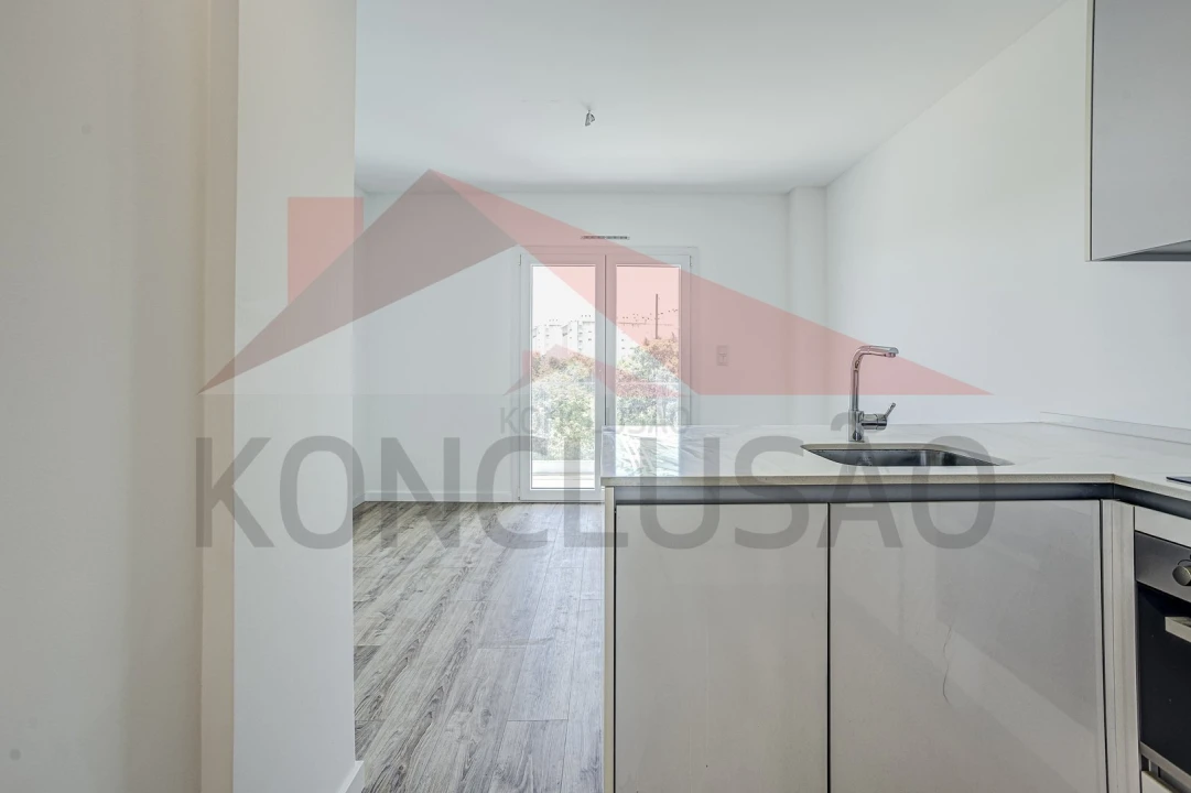 Apartamento T1 para Venda em Beato Foto 11