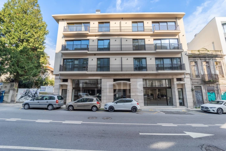 Apartamento T1 para Venda em Cedofeita, Santo Ildefonso, Sé, Miragaia, São Nicolau e Vitória Foto 23