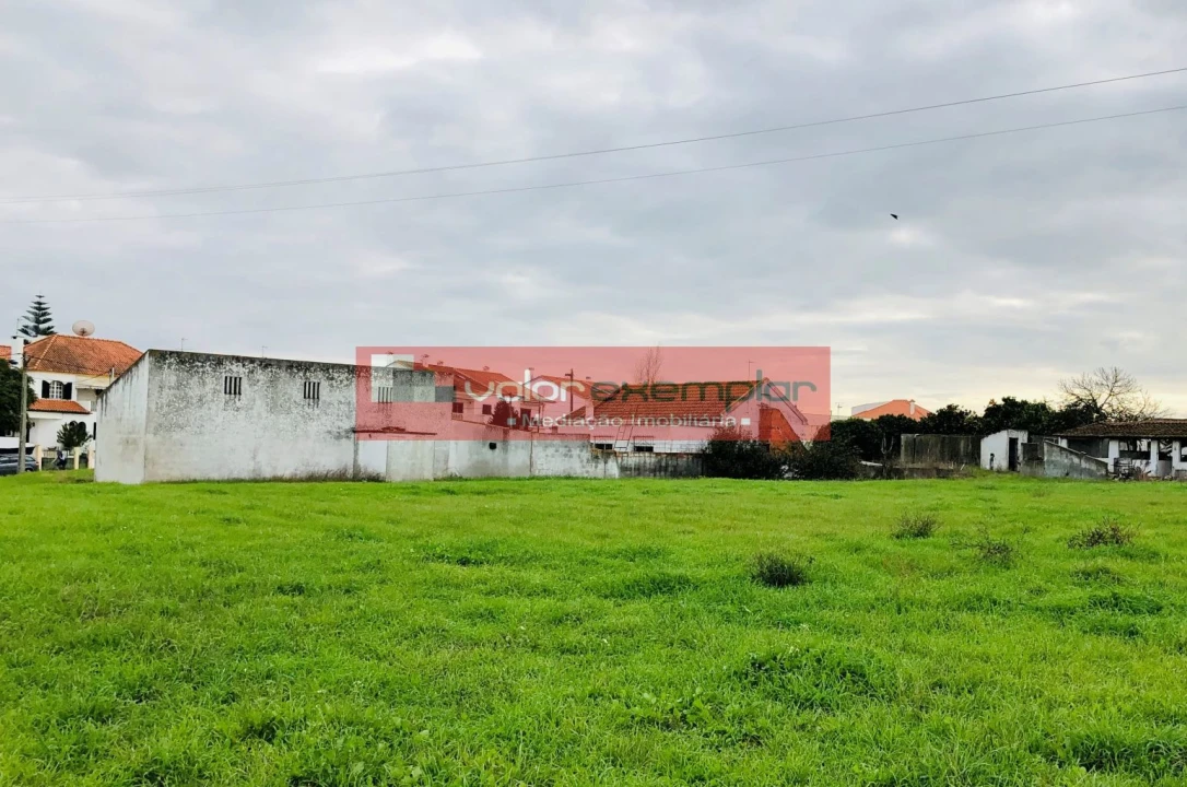Terreno para Venda em Sarilhos Grandes Foto 11